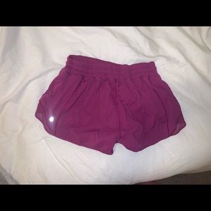 Lululemon Hotty Hot Shorts size 8